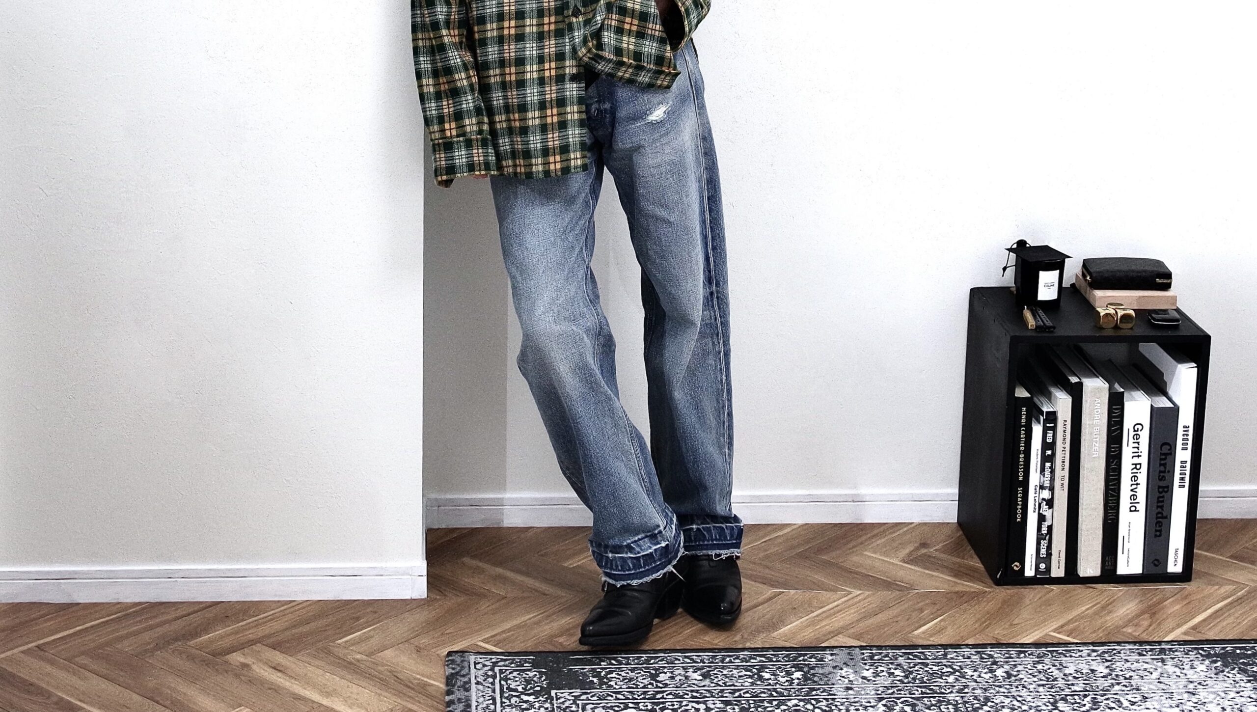 CELINE HOMME “WESLEY JEANS IN ZUMA WASH DENIM” - 2-B-C